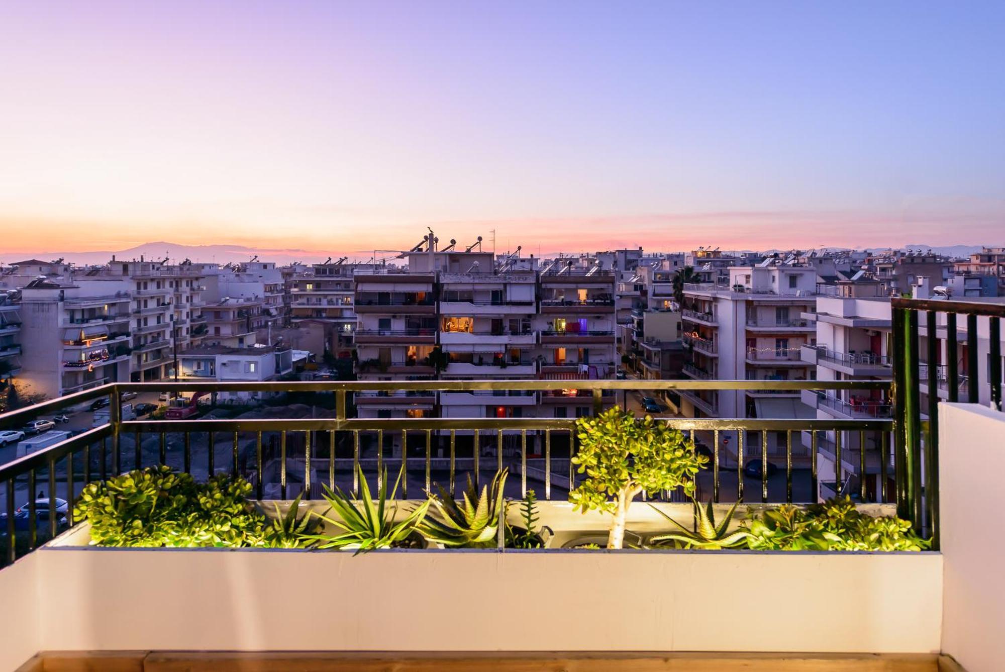 Lucy In The Sky With Diamonds Apartamento Calamata Exterior foto